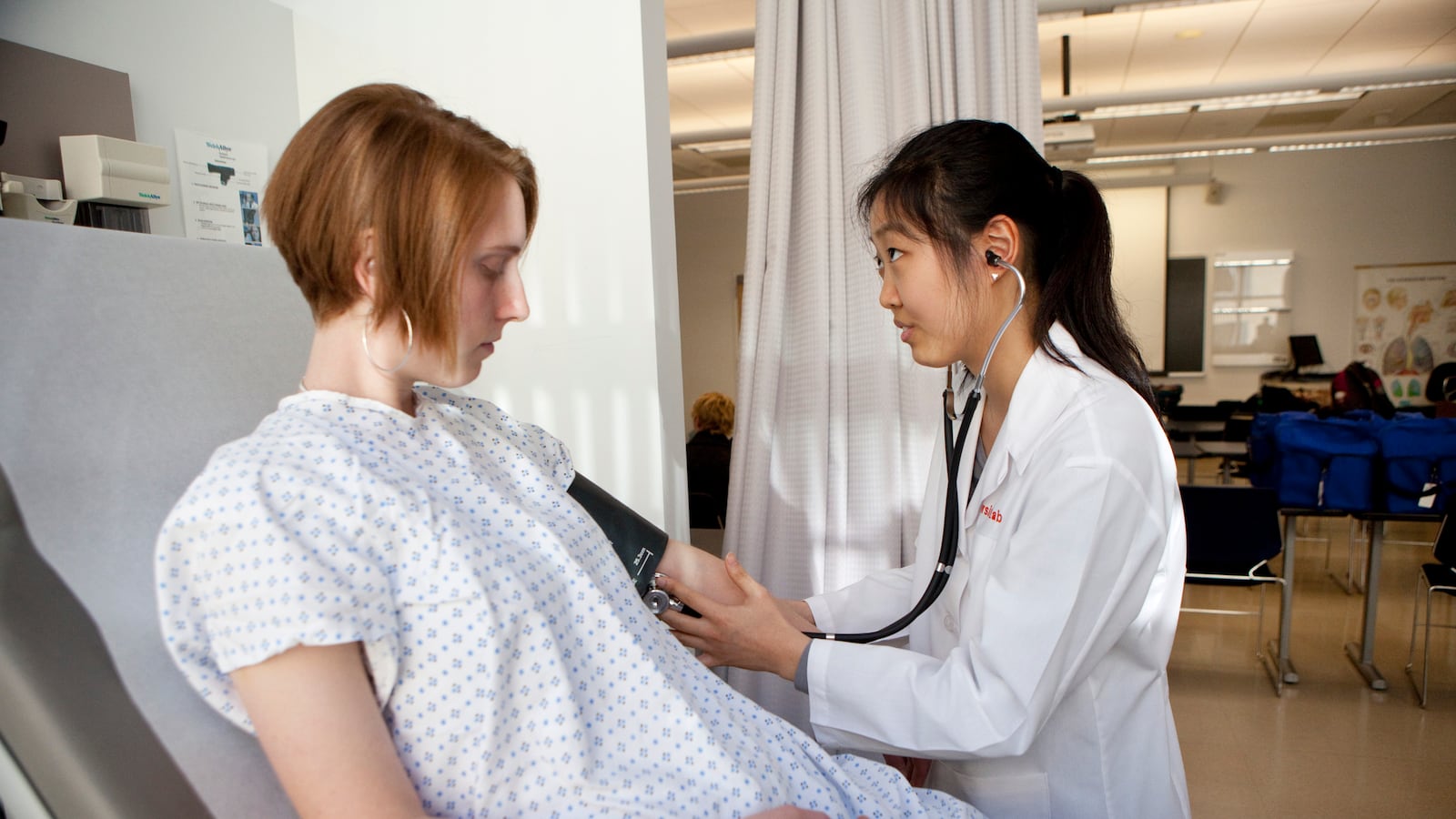 articles/2013/02/10/washington-s-silly-plan-to-create-a-national-nurse/130210-cottle-nurse-tease-embed_rhecpe