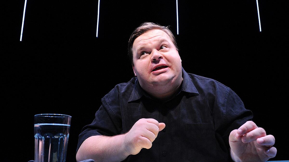 articles/2012/03/17/how-mike-daisey-s-zeal-got-the-best-of-him/steve-jobs-play-daisey-cheat_grvwlv