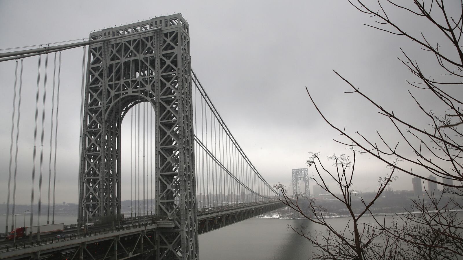cheats/2014/04/22/subpoenas-issued-for-bridgegate/140422-gwb-cheat_xjnmgh