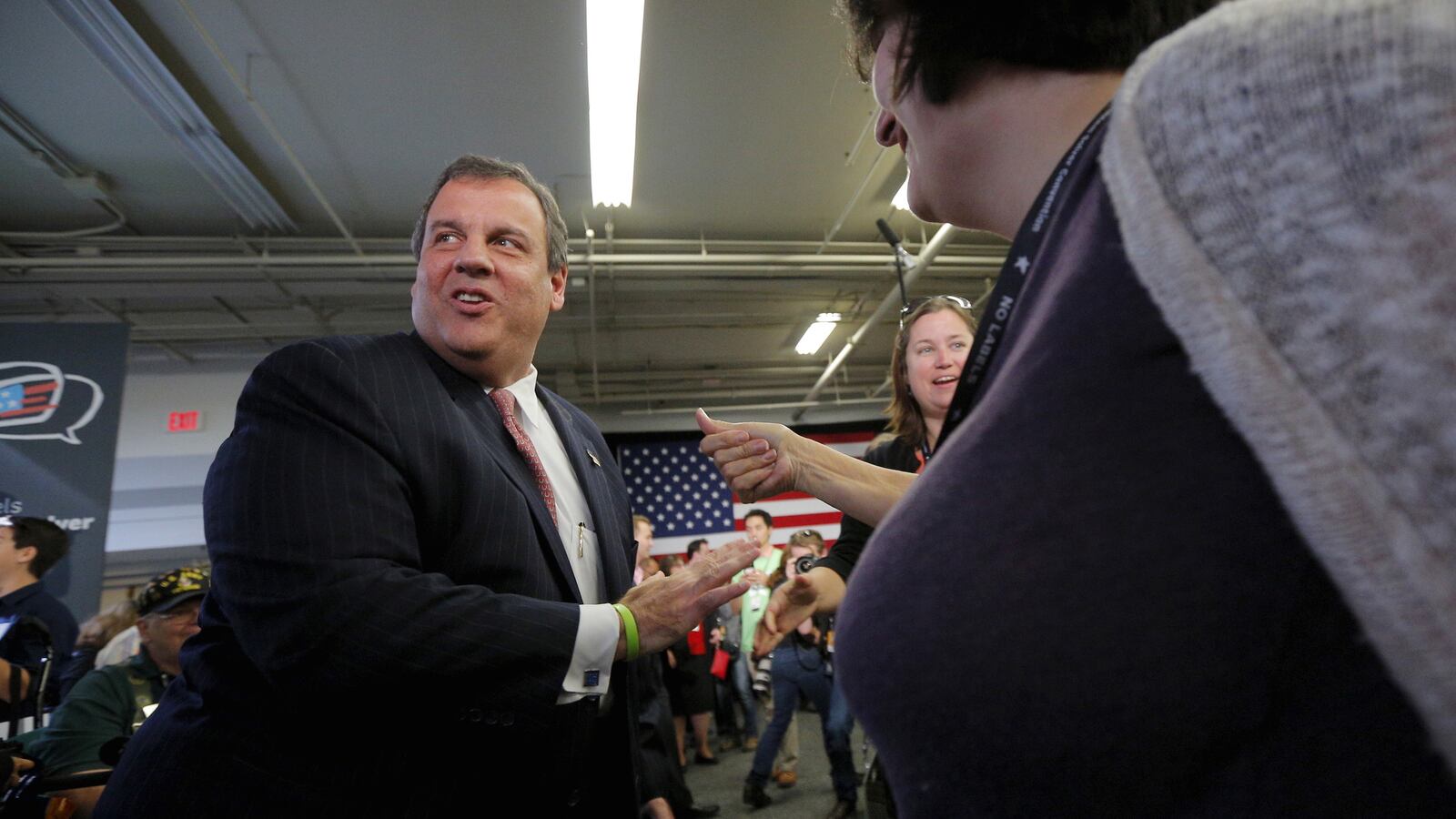 cheats/2015/10/25/christie-camp-sorry-for-amtrak-fiasco/151025-christie-cheat_ckawpw