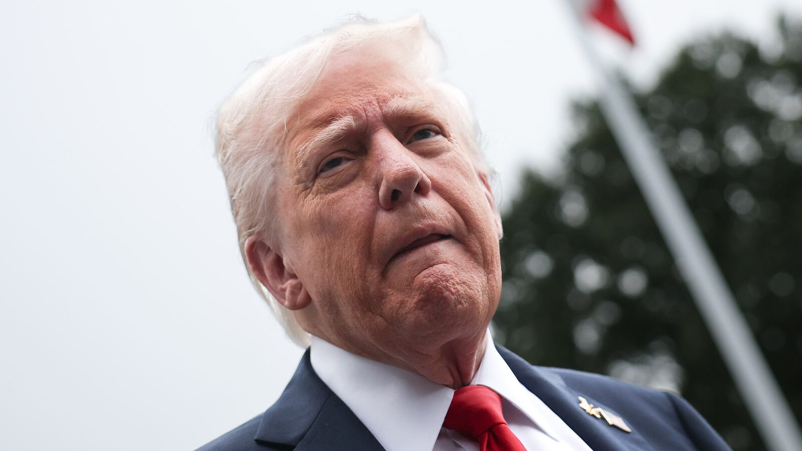 WASHINGTON, DC - SEPTEMBER 30: U.S. President Donald Trump speaks to the media as he departs the White House on September 30, 2025 in Washington, DC. President Trump is traveling to Marine Corps Base Quantico to deliver remarks to senior military leaders. (Photo by Win McNamee/Getty Images)