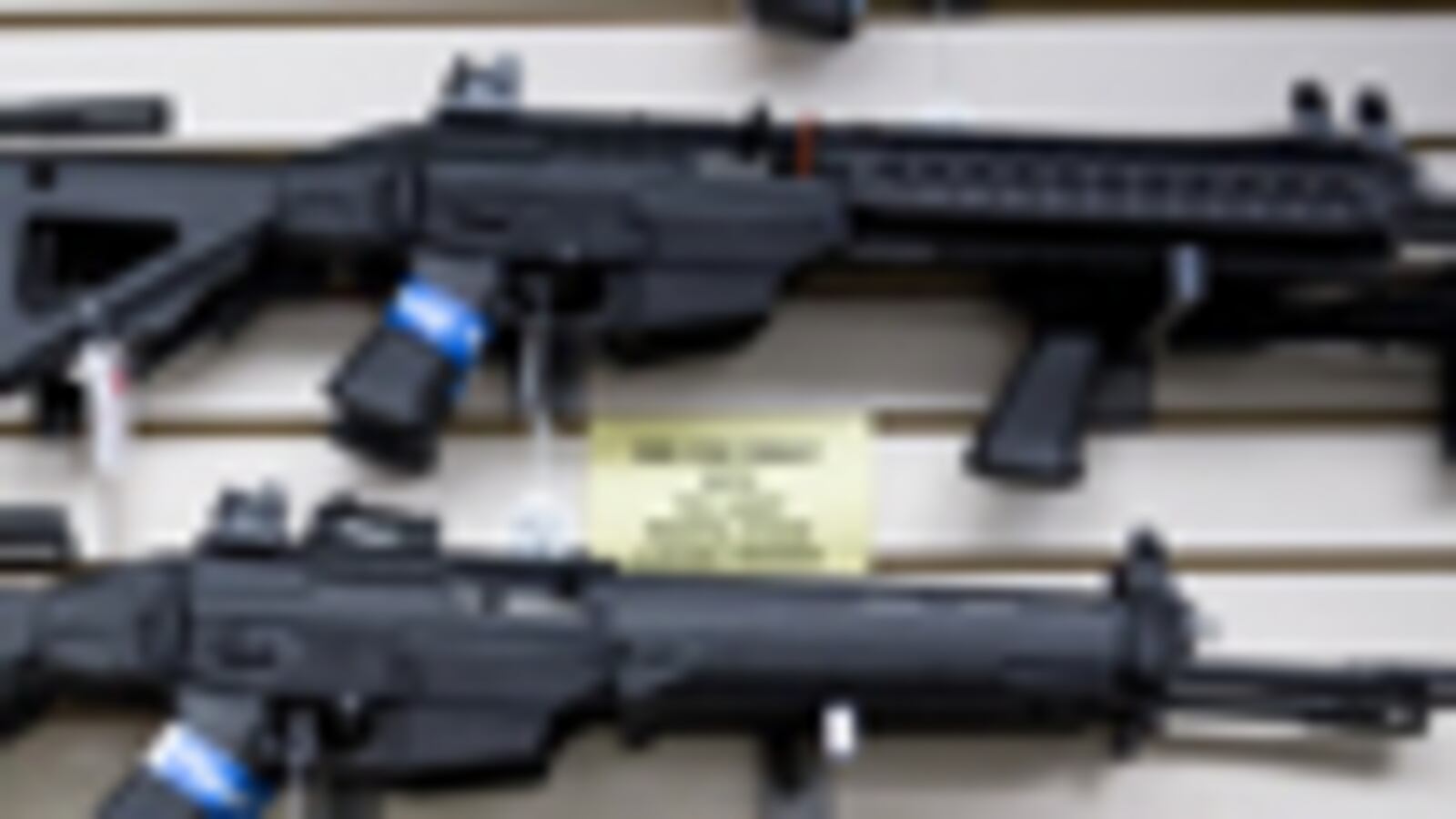 cheats/2011/01/11/gop-rep-wants-new-gun-control-law/evans-gun-control_151902_vmuut4