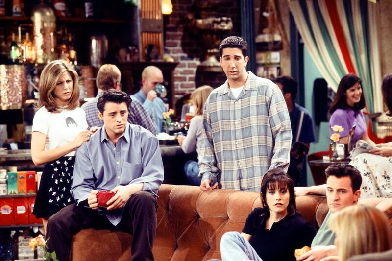 galleries/2012/07/25/modern-family-more-of-tv-s-nastiest-contract-battles-photos/ugly-tv-contract-disputes-friends_fhzli4