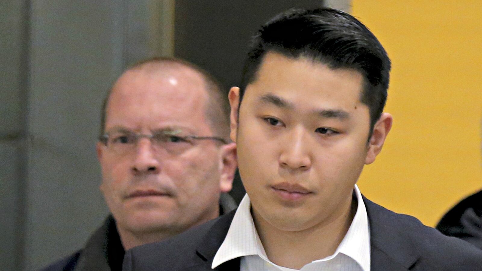 cheats/2016/04/19/judge-reduces-akai-gurley-cop-s-conviction/160419-peter-liang-cheat_kvp3gy