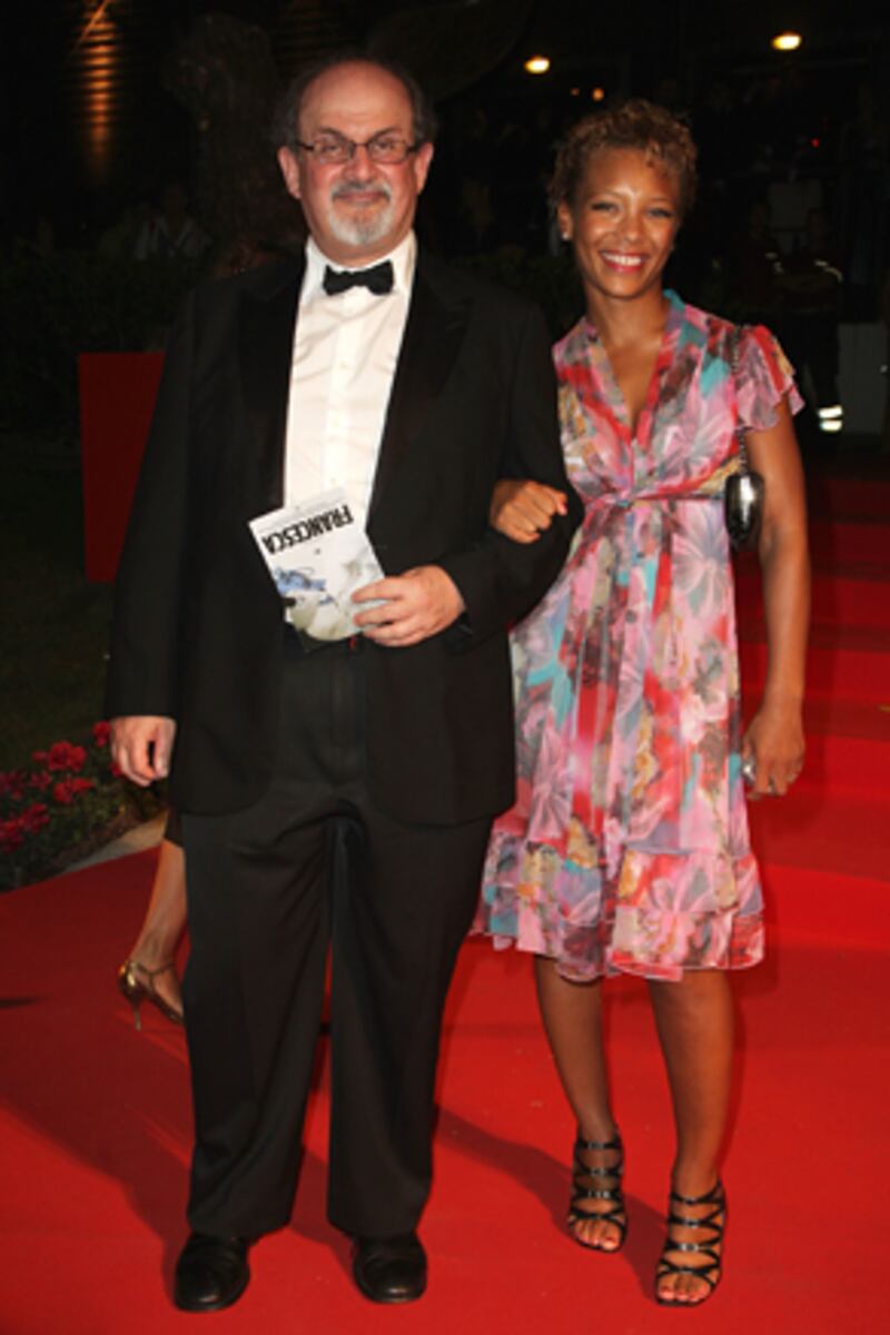 galleries/2009/09/05/making-a-splash-at-venice/venice-film-festival---salman-rushdie_pu8rjf
