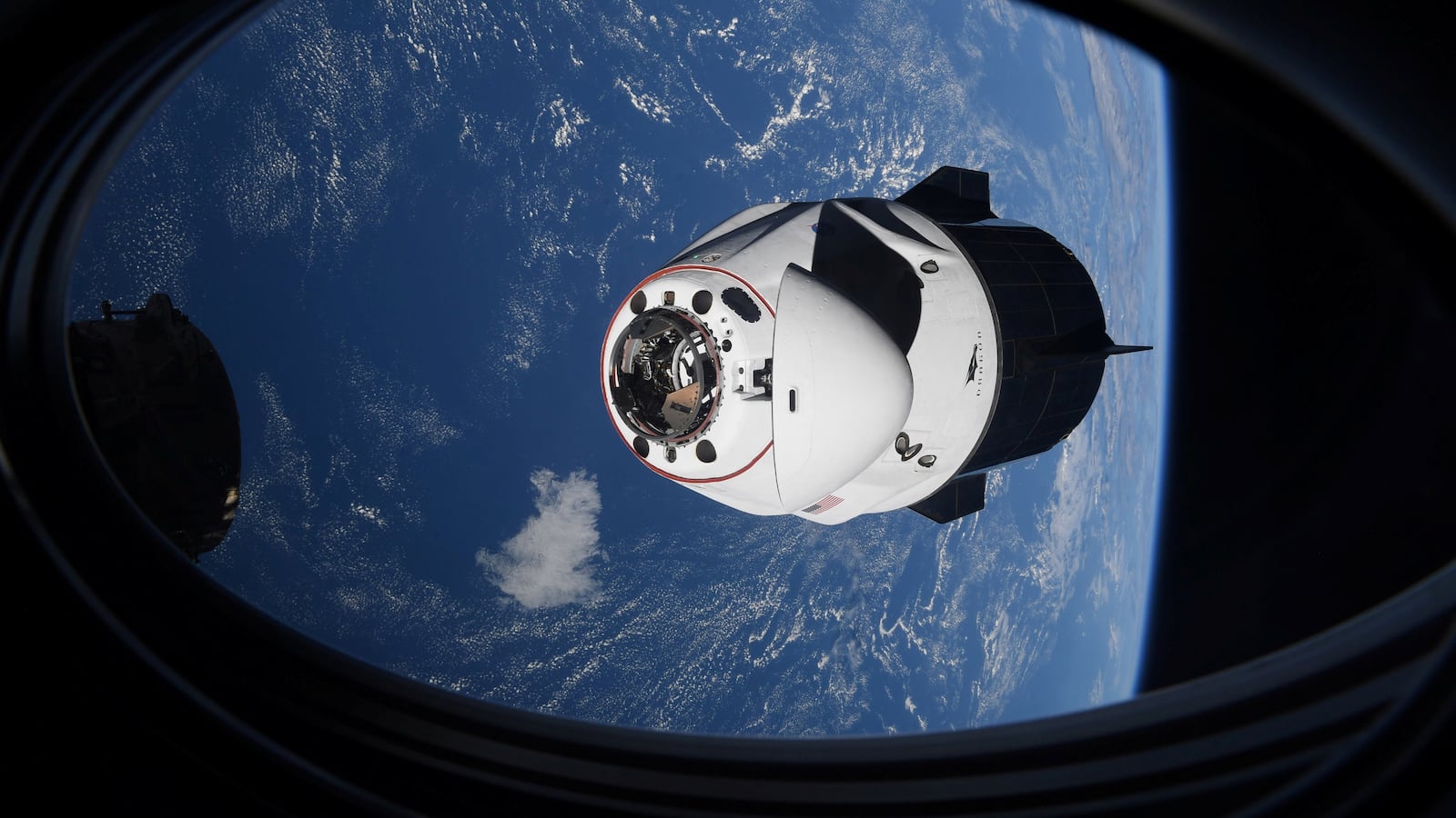 2021-04-25T000000Z_815836905_RC203N9Q4C93_RTRMADP_3_SPACE-EXPLORATION-SPACEX_bjq2pl