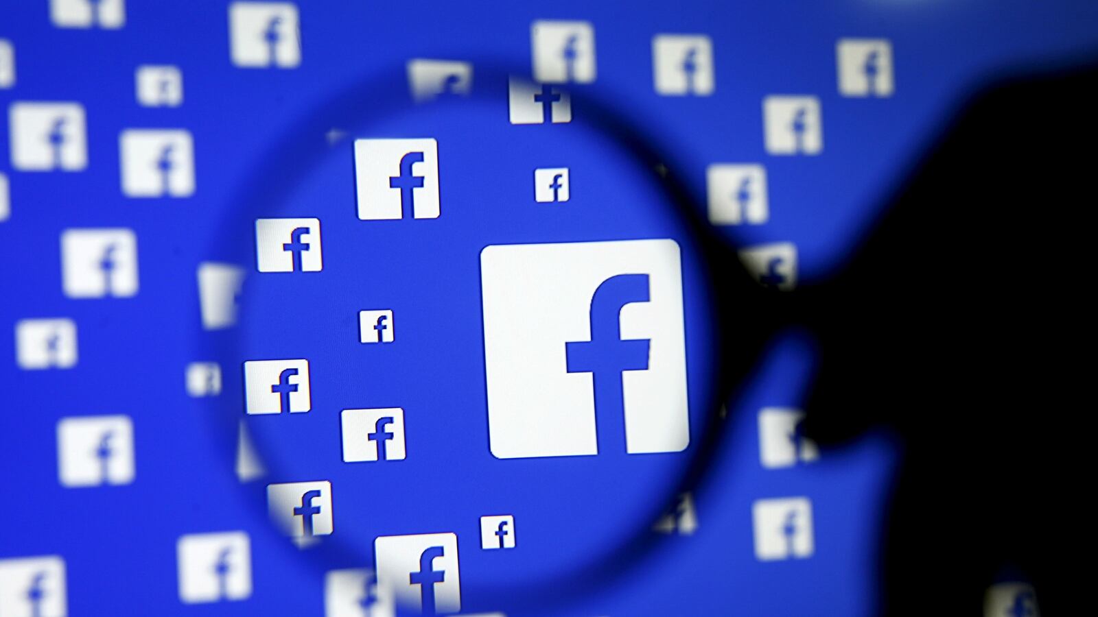 cheats/2016/11/11/facebook-wrongly-tells-many-they-ve-died/161028-facebook-ad-discrimination-cheat_tzdaig