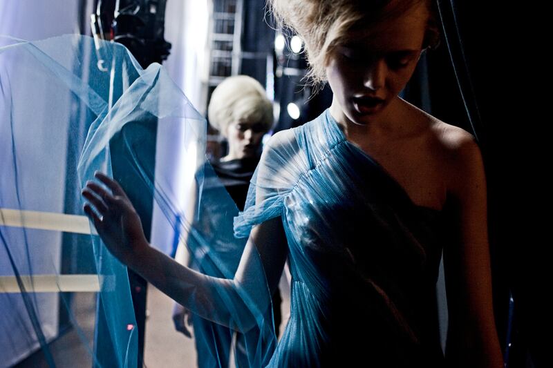 galleries/2010/09/14/vera-wang-backstage/vera-wang-backstage-10_s5xz0m