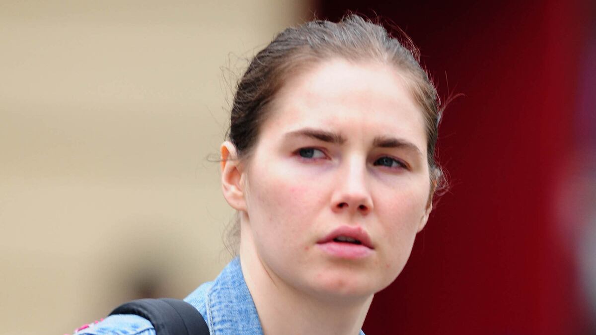 articles/2012/10/03/amanda-knox-one-year-later/amanda-knox-new-life-ross-tease_kzs9bx