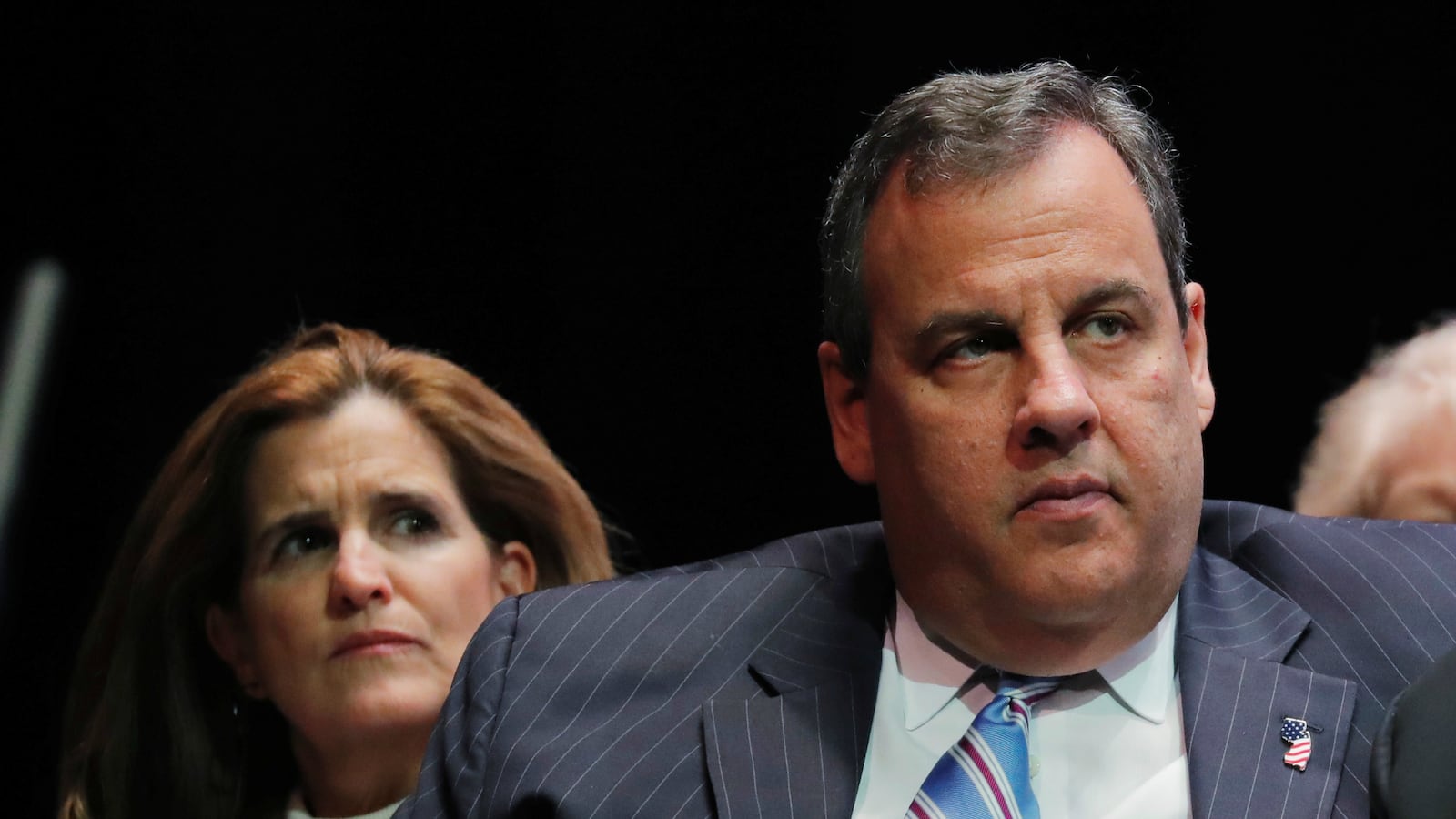 1801129-christie-cheat_bbv1uf