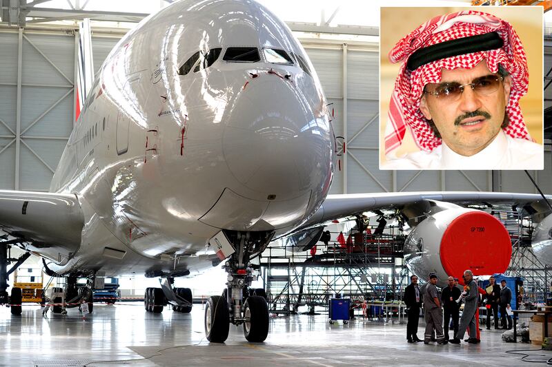 galleries/2013/04/09/azzam-airbus-380-more-of-the-world-s-largest-things-photos/130408-worlds-largest-private-airplane_qcntnr