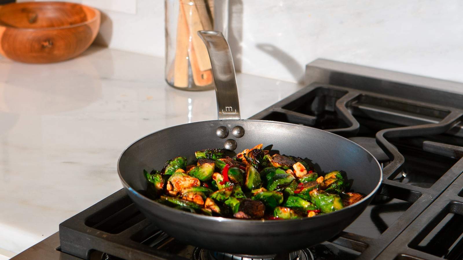 MadeIn_CarbonSteel2_zptt4t