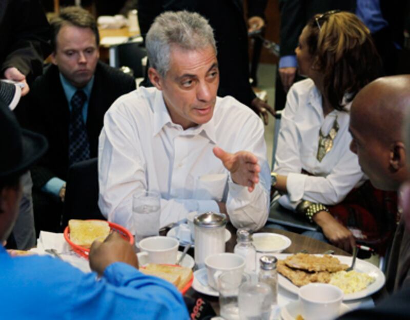 articles/2010/11/26/rahms-bid-shouldnt-be-stopped-by-patronizing-citizenship-laws/roberts-rahm-emanuel_143768_d4h58i