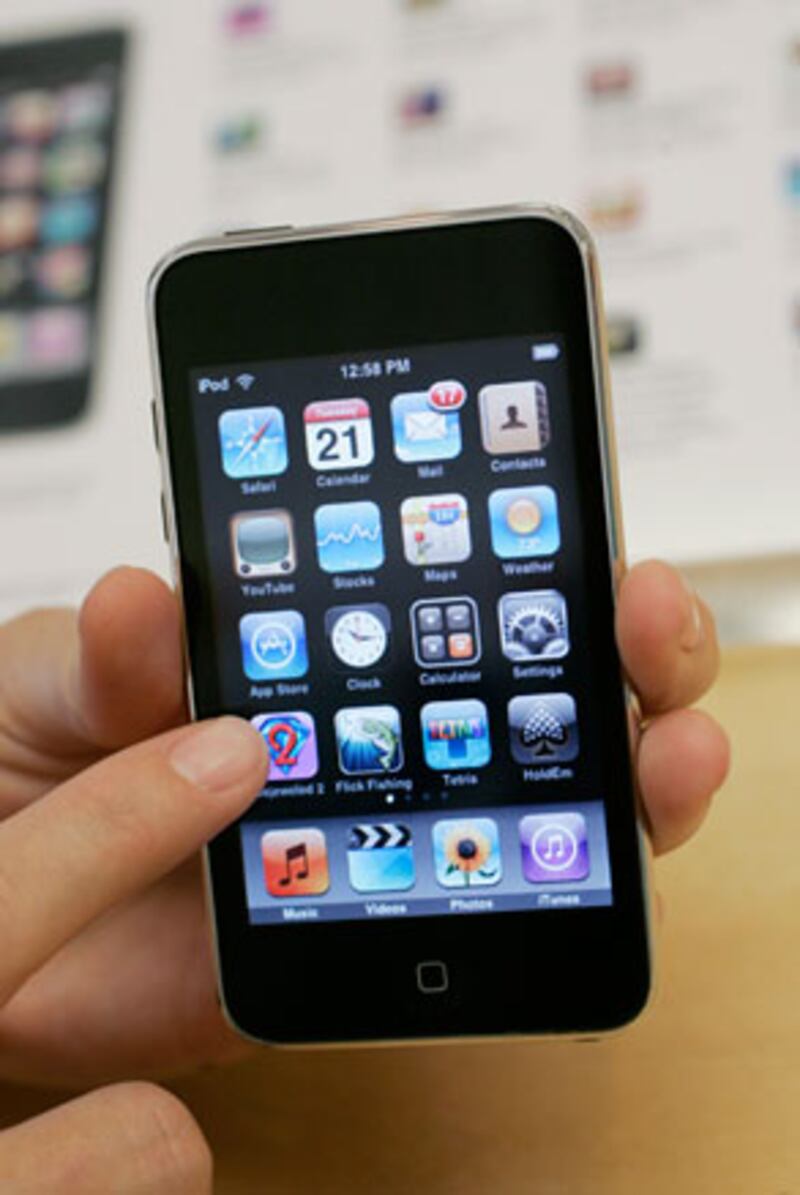 galleries/2010/08/31/apple-rumors/apple-rumors---ipod-touch-2_pemnrw