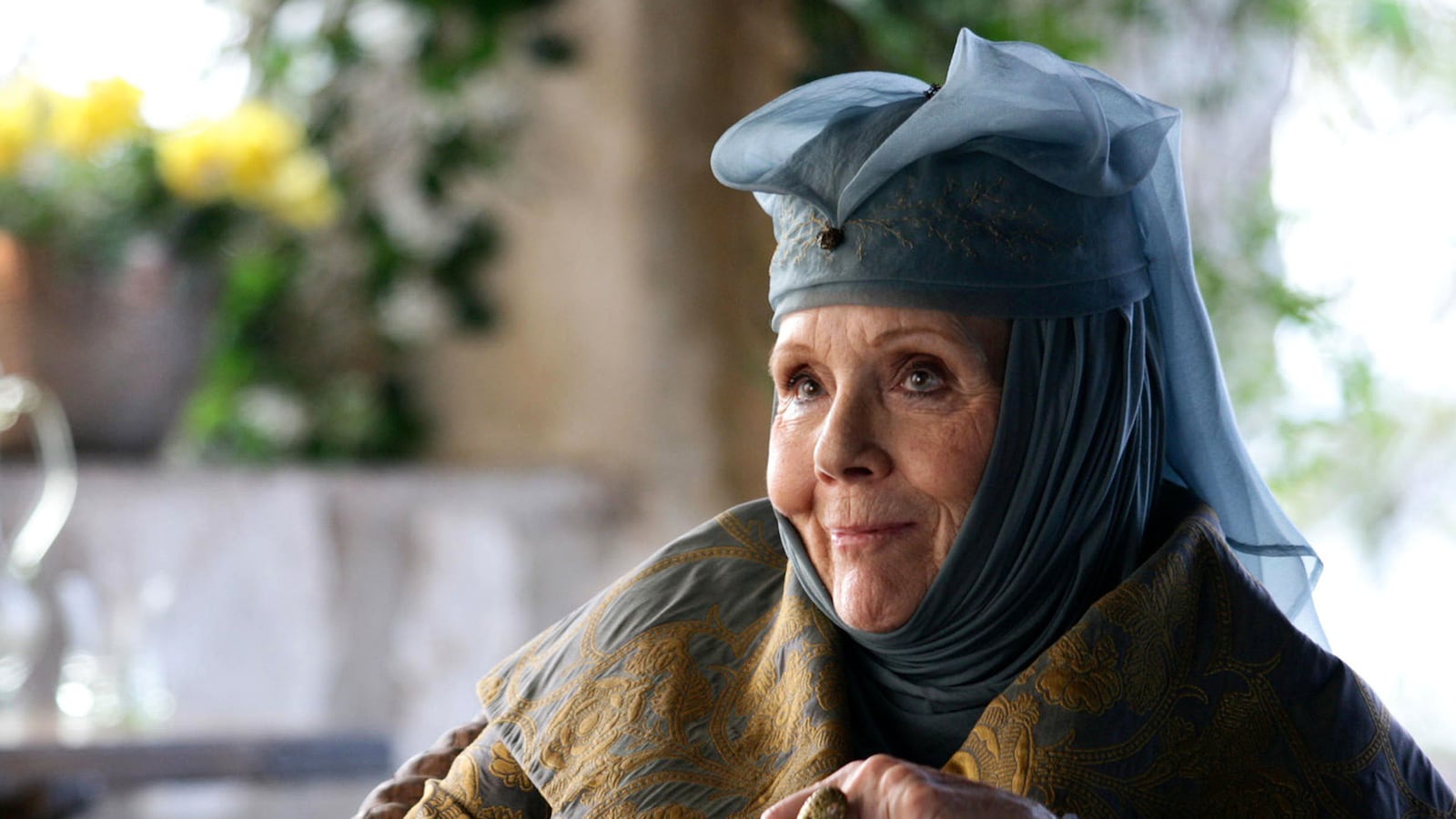 articles/2015/06/01/game-of-thrones-queen-of-thorns-diana-rigg-on-feminism-sansa-s-rape-and-paul-mccartney/150601-dinana-rigg-tease2_b7hy56