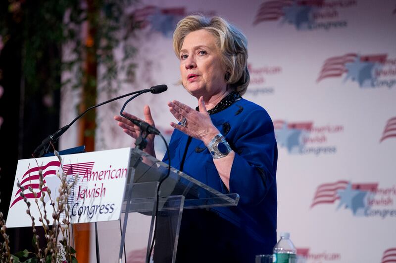 articles/2014/03/20/hillary-woos-the-jews/140320-freedlander-clinton_rbdwsy