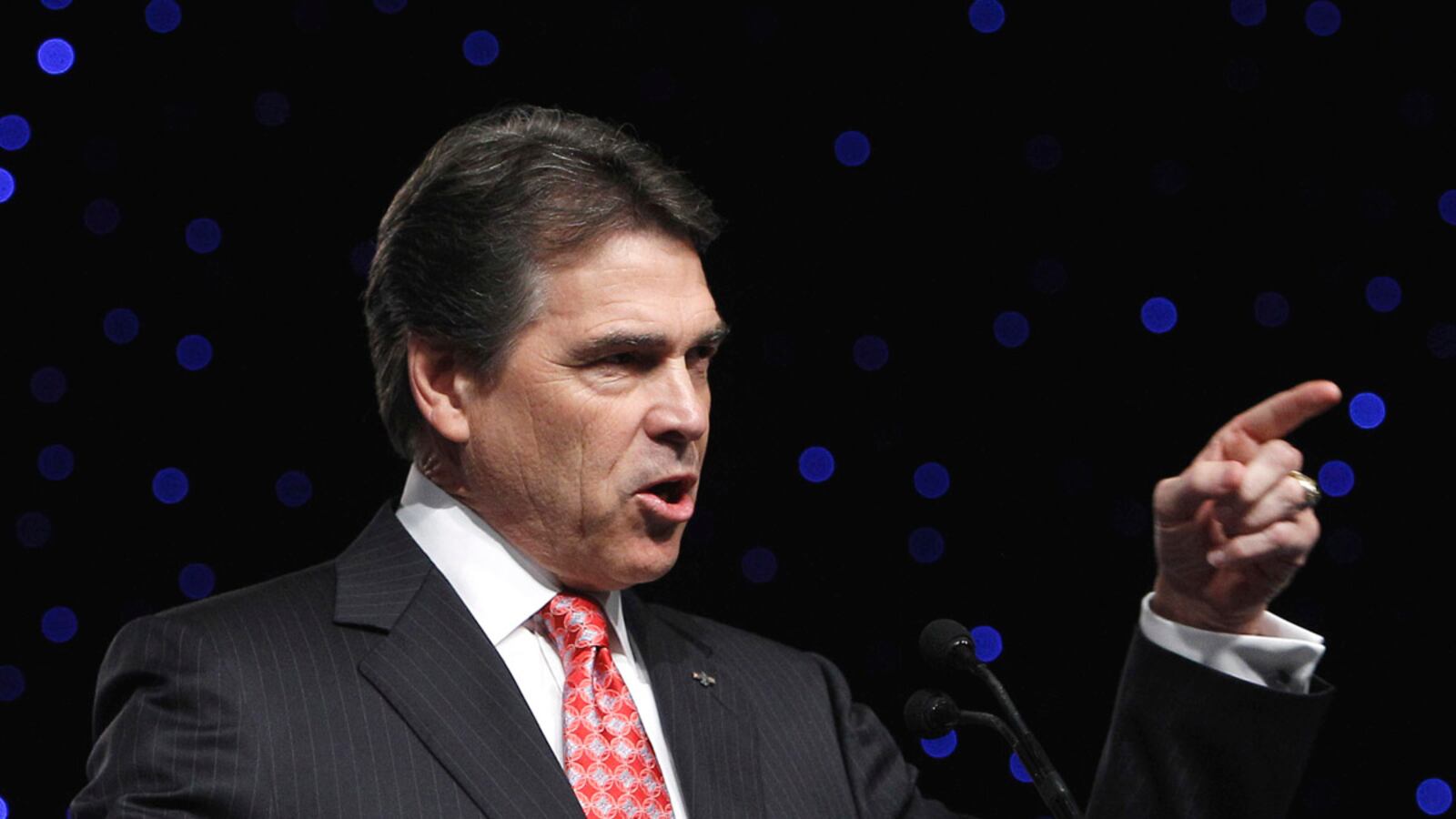 articles/2011/09/05/rick-perry-faces-reality-check-in-2012-gop-debate-with-romney-bachmann/rick-perry-debate-showdown-kurtz_r9htrj