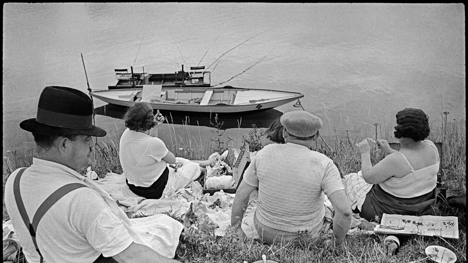 articles/2016/06/04/how-wwii-saved-a-family-trip-in-france/160603-carhart-france-trip-tease_mcinqx