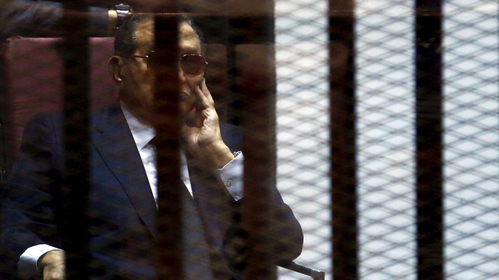 cheats/2015/06/04/hosni-mubarak-faces-re-trial-in-egypt/150604-mubarak-cheat_uqg1bh