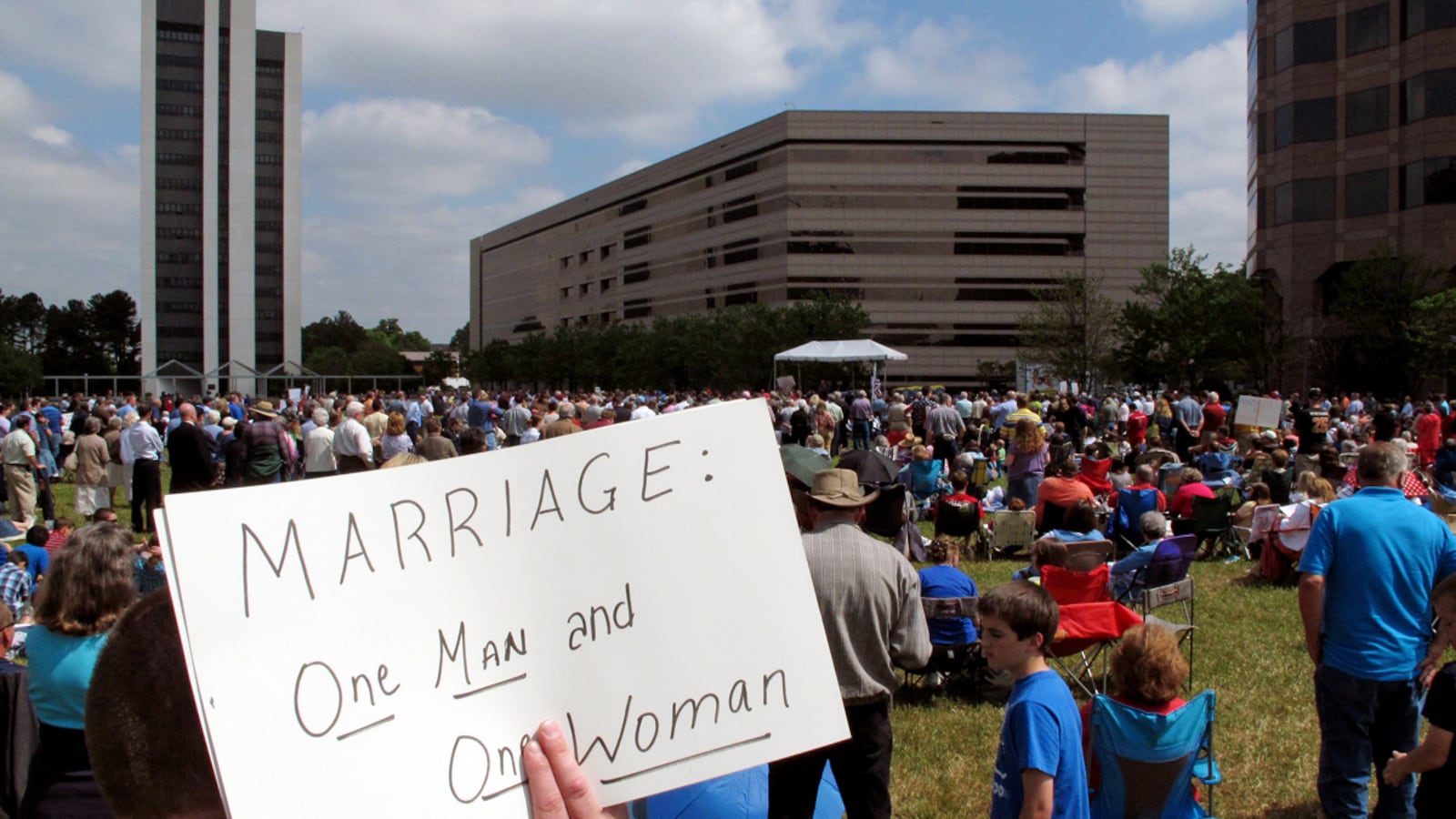 articles/2012/05/17/obama-knows-better-on-question-of-states-rights-over-same-sex-marriage/states-gay-marriage-neal_nt7rlp