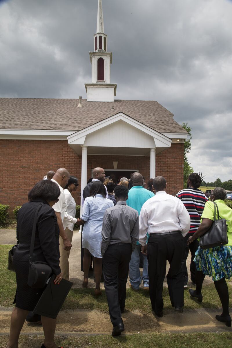 articles/2016/05/23/miss-susie-goes-home-the-incredible-final-ride-of-america-s-oldest-woman/160522-barton-miss-susie-embed2_s32a6x