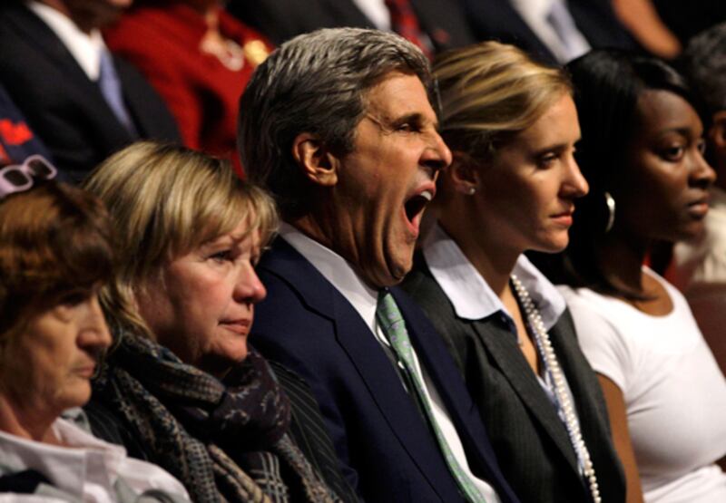 galleries/2009/04/25/inappropriate-yawns/yawns---john-kerry_st8baa
