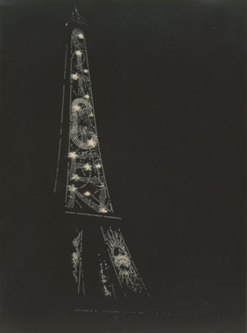 galleries/2010/01/27/dreaming-of-paris/icp-surrealism-exhibition-07_tehaqz