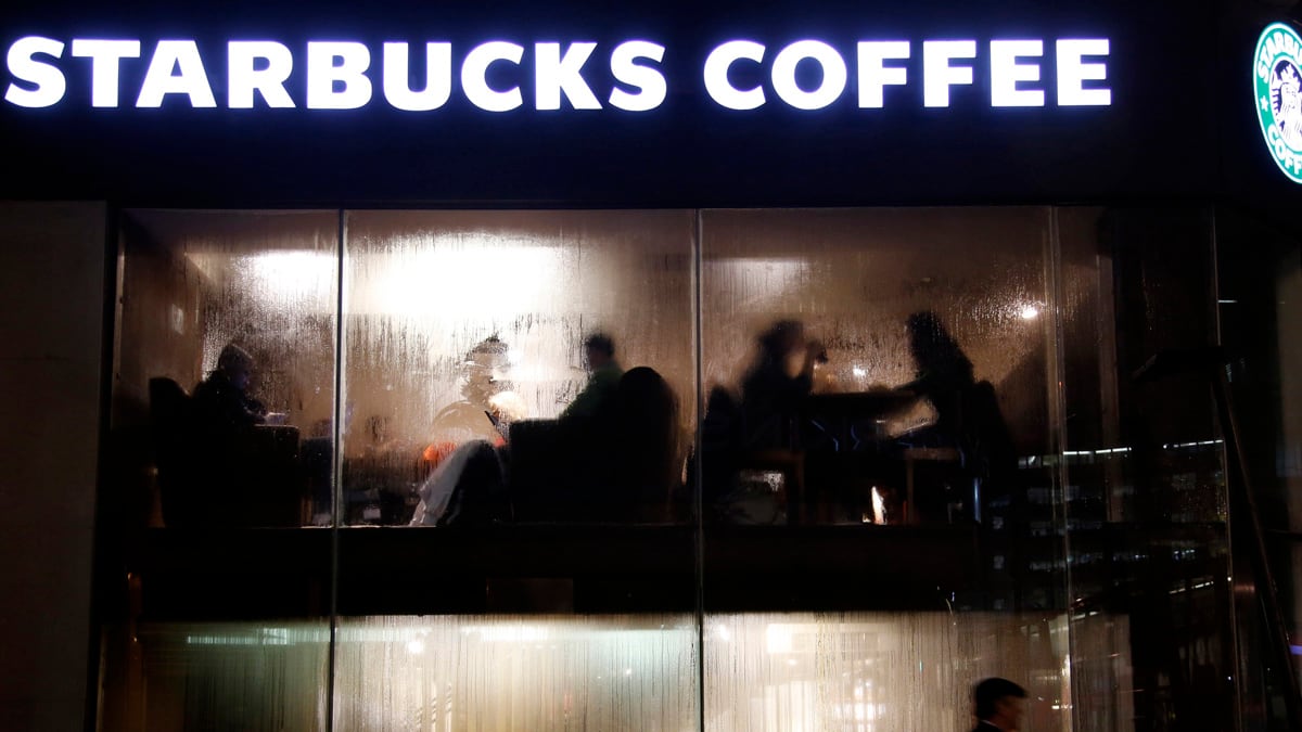 articles/2012/12/26/starbuck-s-effort-to-solve-the-fiscal-cliff-probably-won-t-work/gross-starbucks-cliff-tease-embed_utl7tm