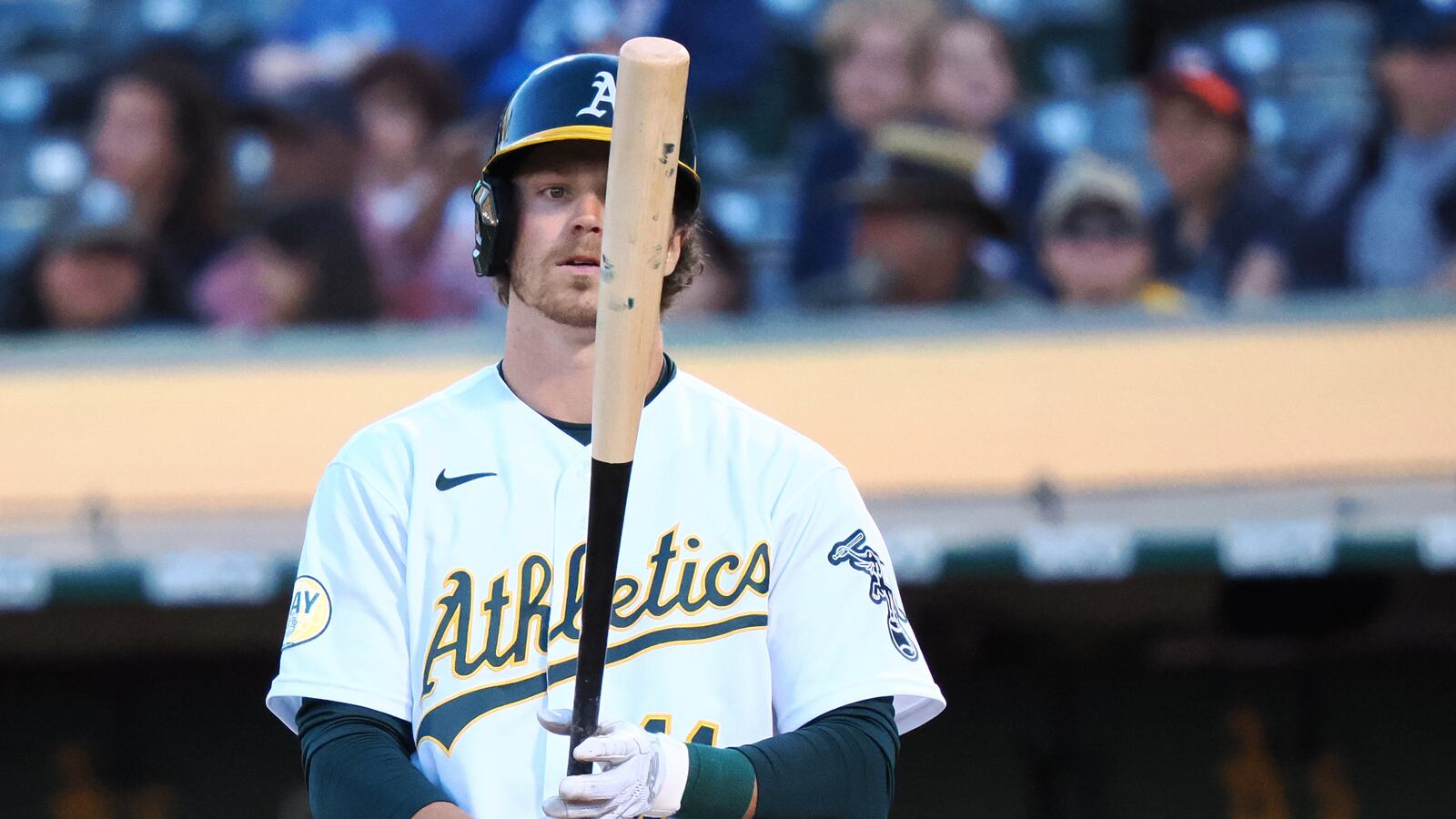 2022-07-26T031018Z_1119534151_MT1USATODAY18746104_RTRMADP_3_MLB-HOUSTON-ASTROS-AT-OAKLAND-ATHLETICS_ue3kgu