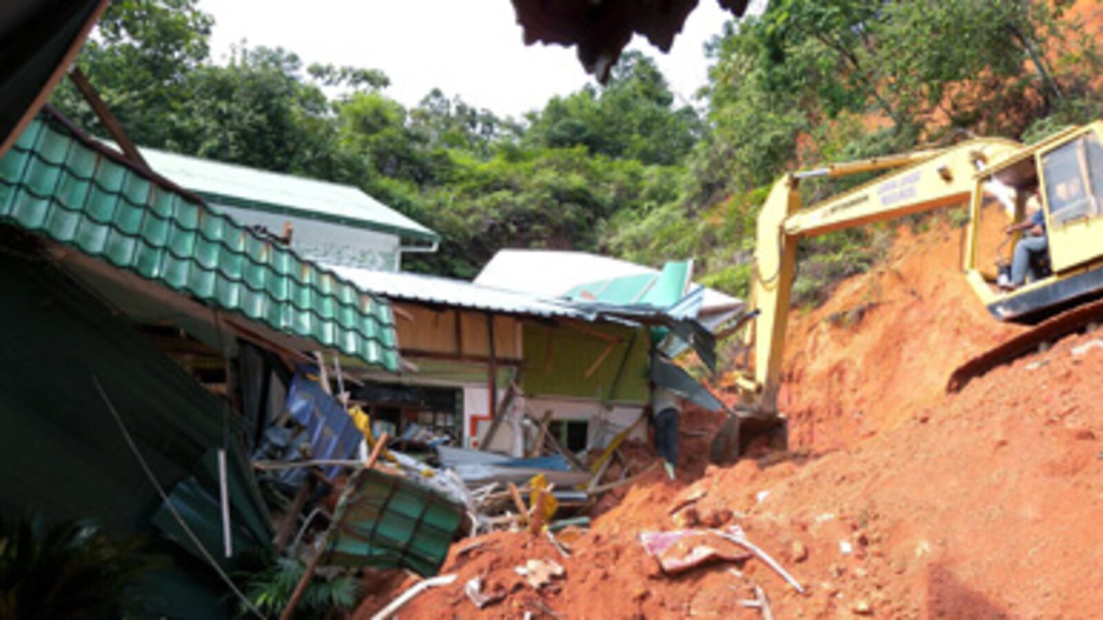cheats/2011/05/21/landslide-kills-five-children-in-orphanage/malaysia-landslide_qvdzkd