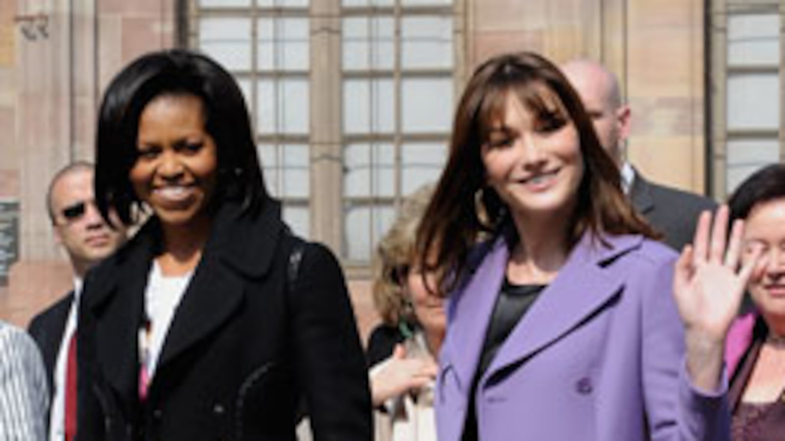 galleries/2009/09/23/first-lady-face-off/first-ladies---carla-bruni-1-1_lqmzrg