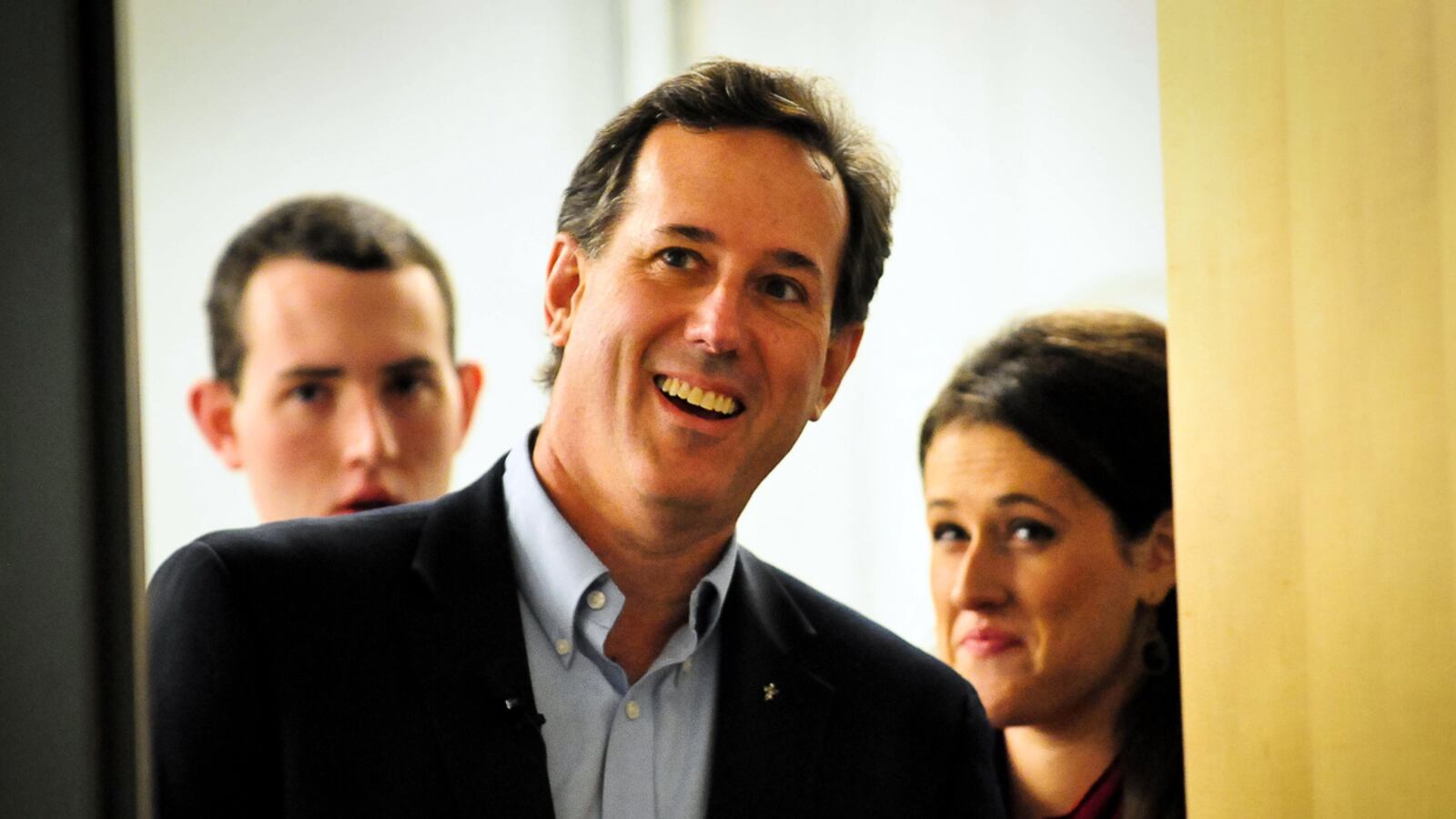 articles/2012/02/09/can-rick-santorum-ride-his-big-mo-to-knock-newt-gingrich-out/santorum-bounce-jacobs_epy7bv