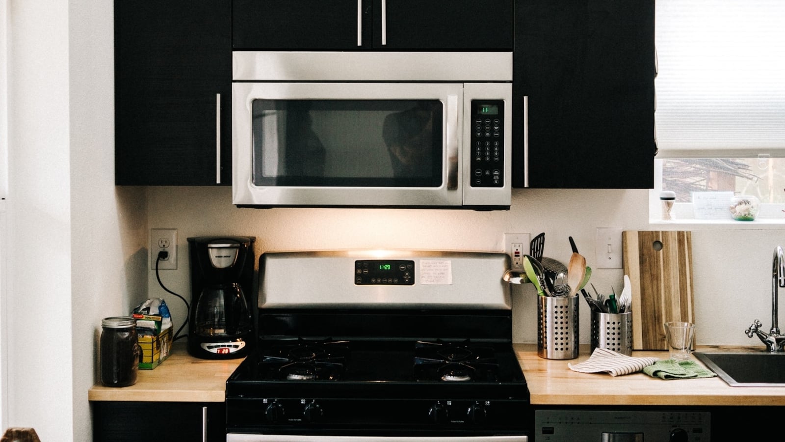 photo-1521732292260-b73d63a37f5b_ayvlcm