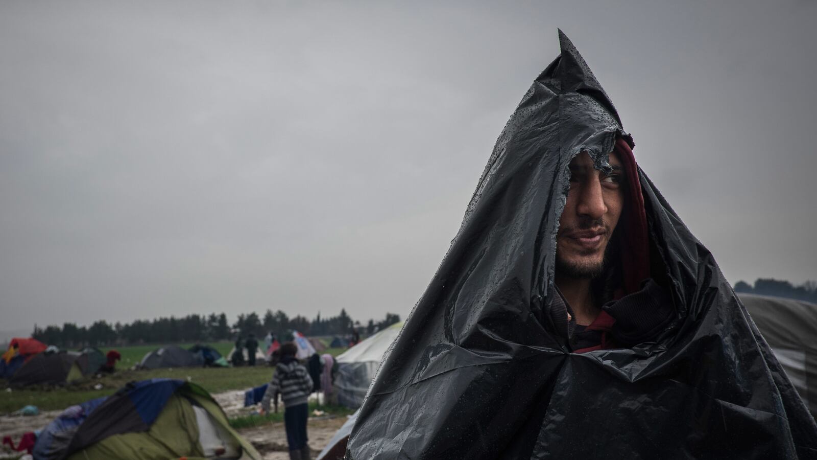 articles/2016/03/10/europe-shuts-down-its-balkan-borders-stranding-thousands-of-refugees/160309-chick-refugees-tease_mgfje4