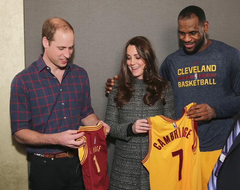 galleries/2014/12/09/william-and-kate-take-the-states-by-storm-photos/141209-will-kate-nyc-09_partzb