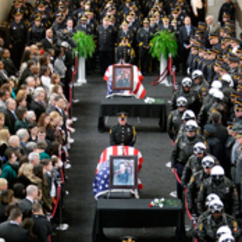 articles/2009/04/09/americas-body-count/avlon-mass-shootings_21672_wlsqpx