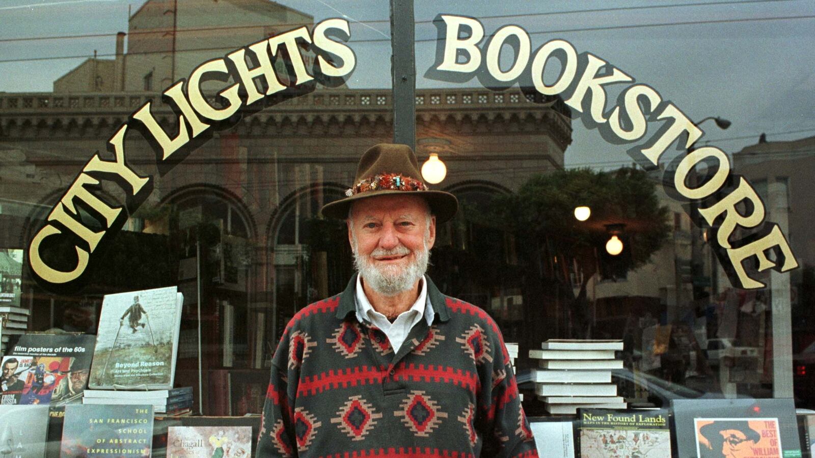 2021-02-23T193928Z_824625390_RC2JYL947RMG_RTRMADP_3_PEOPLE-FERLINGHETTI_jgomse
