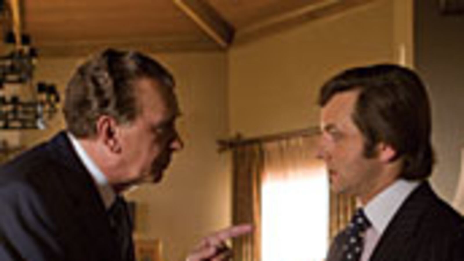 articles/2008/12/06/david-frost-on-frostnixon/evans-frost-interview_6803_jft6ts