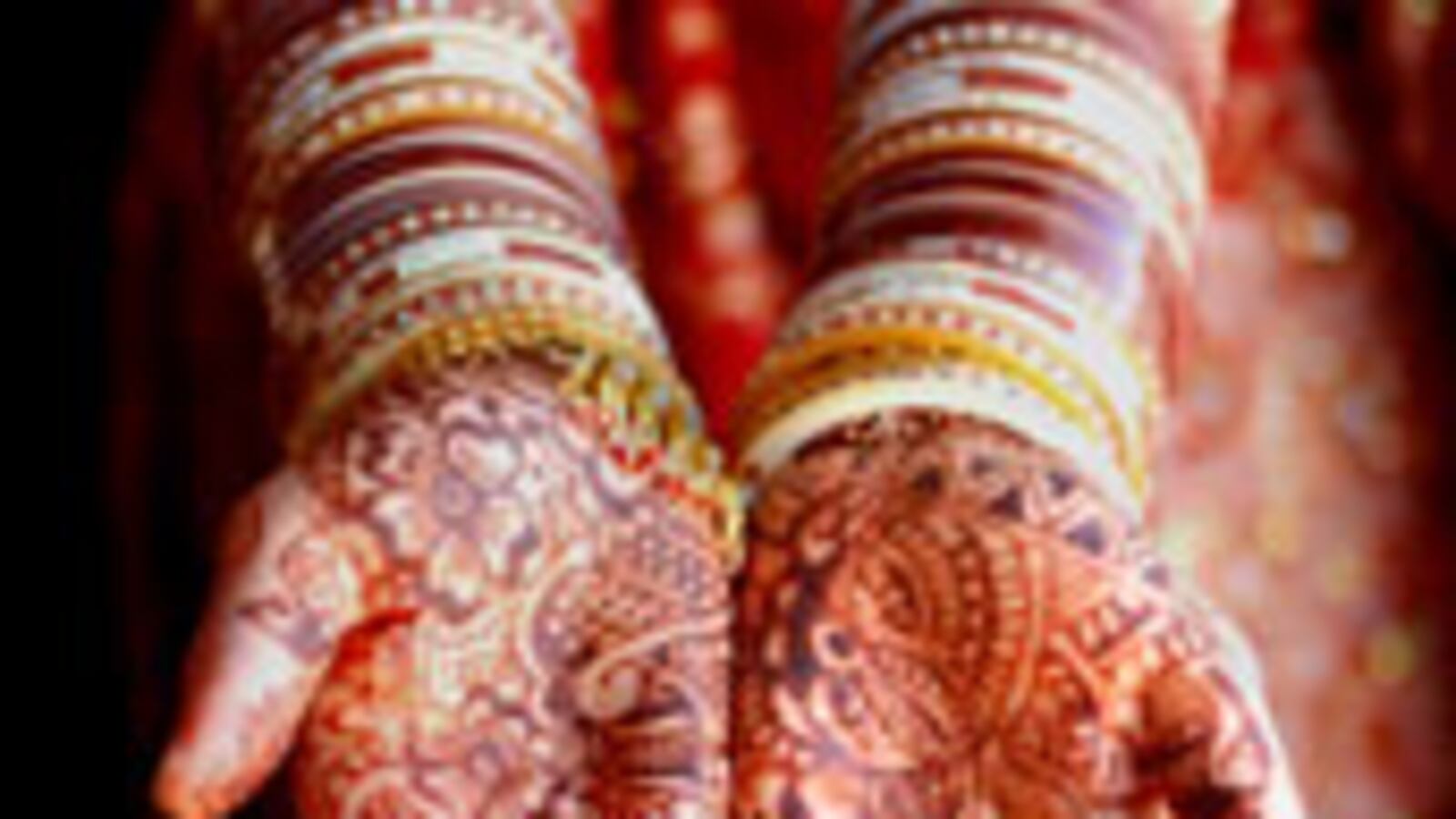 articles/2009/07/07/my-own-private-bollywood/rich-dreaming-in-hindi_35898_sjh5jb