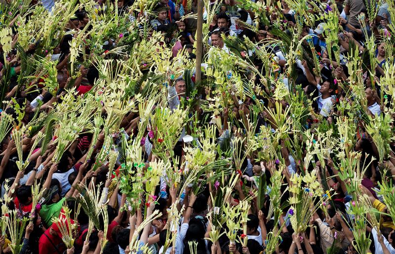galleries/2017/04/12/christians-celebrate-holy-week-around-the-world/171104-holy-week-embed-17_p1dsdo