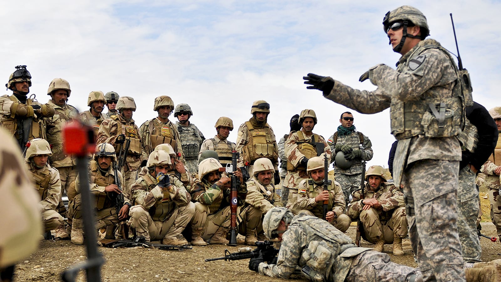 articles/2015/03/04/can-we-just-give-up-on-the-iraqi-army/150303-calbraith-iraq-army-tease_fescam