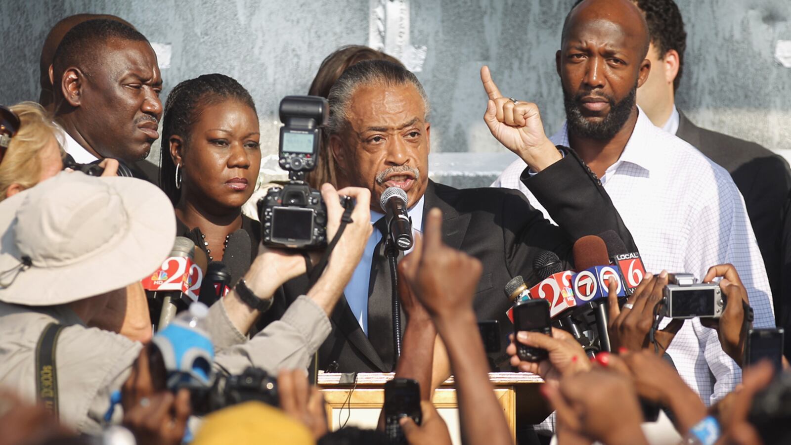 cheats/2012/03/22/sharpton-leads-trayvon-martin-rally/al-sharpton-trayvon-cheat_phdc1k