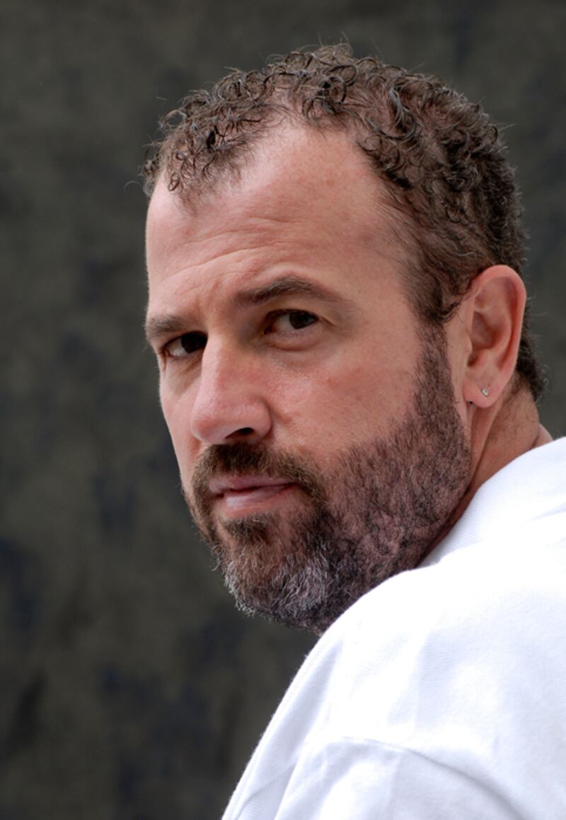 galleries/2010/09/16/oprah-feuds/oprah-feuds---james-frey_qsyvtc