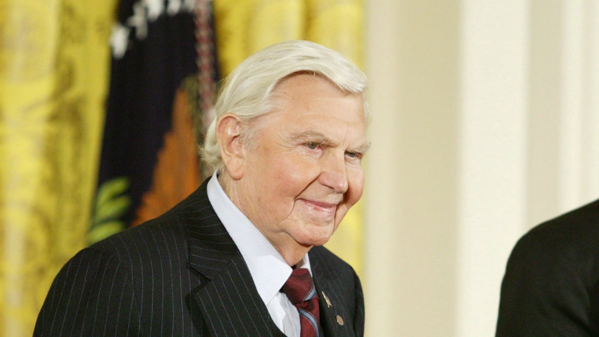 cheats/2012/07/03/1926-2012/andy-griffith-dead_ipeay8