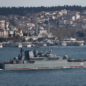 Russian Navy's large landing ship Novocherkassk sets sail in Bosphorus