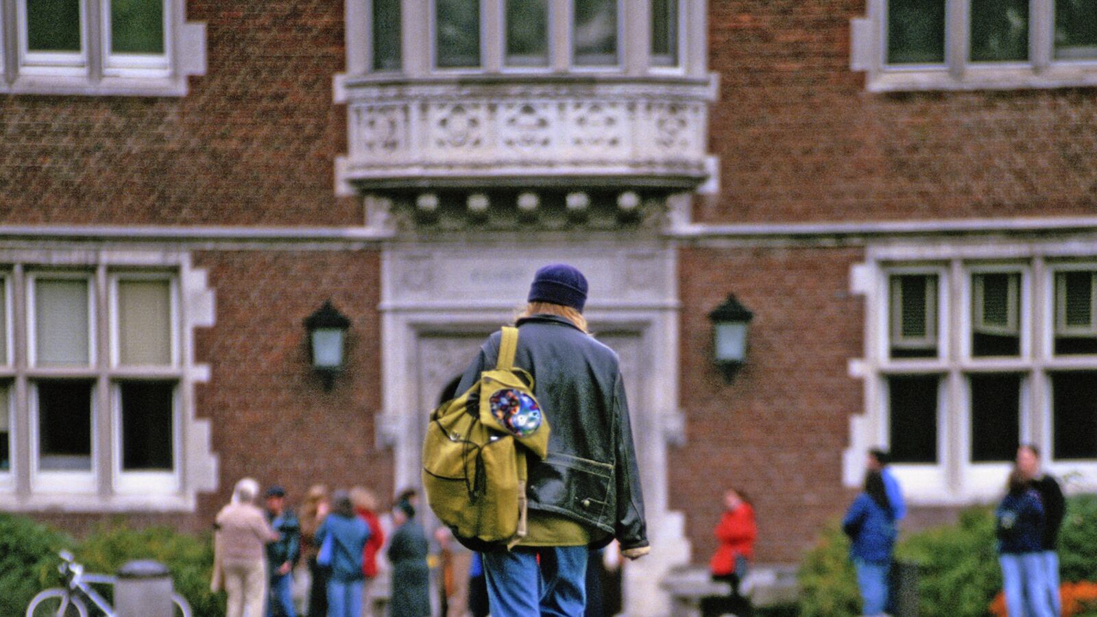 articles/2013/05/13/how-to-reinvent-college/130512-college-romeo-tease_lvcg4l