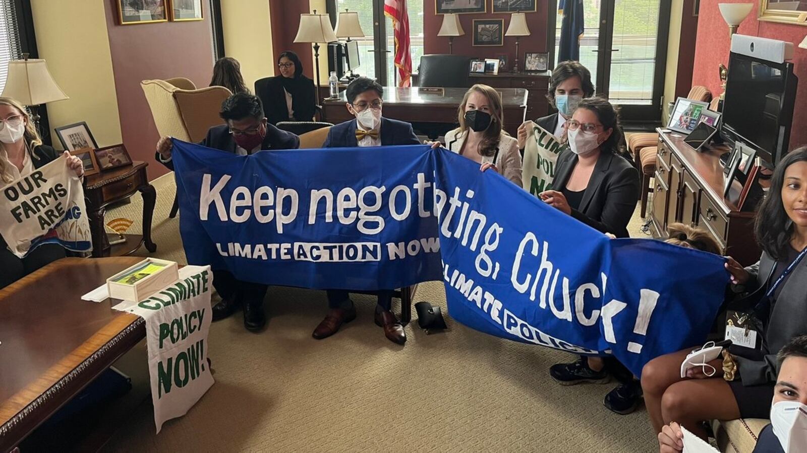 climate_protest_cly1ez