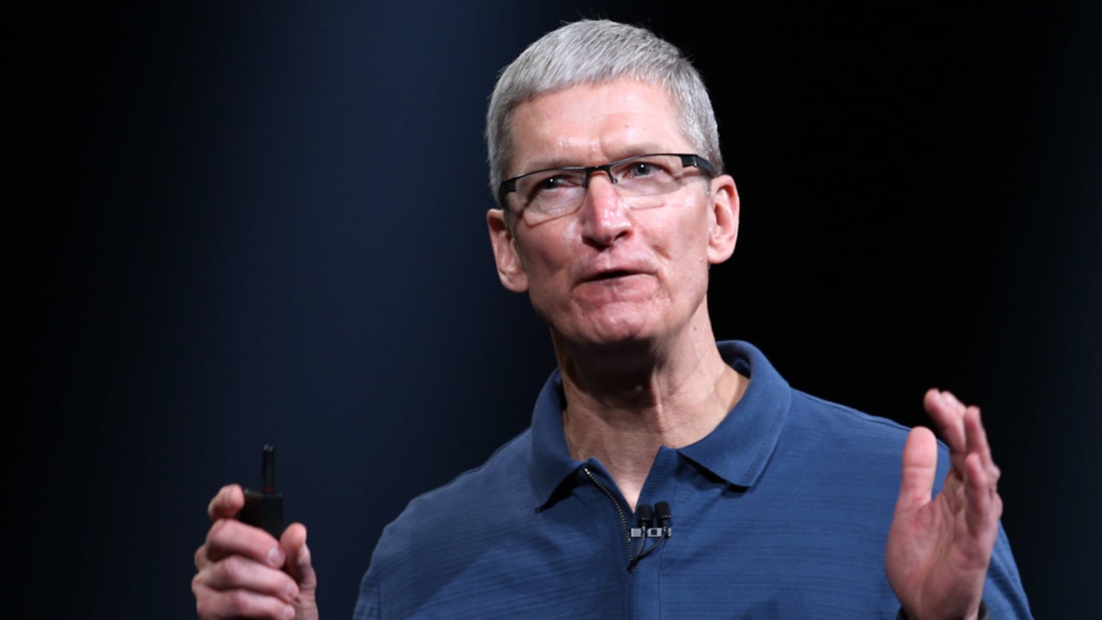 cheats/2012/12/06/some-macs-to-be-manufactured-in-u-s/cook-apple-manufacture-usa-cheat_tch3z6