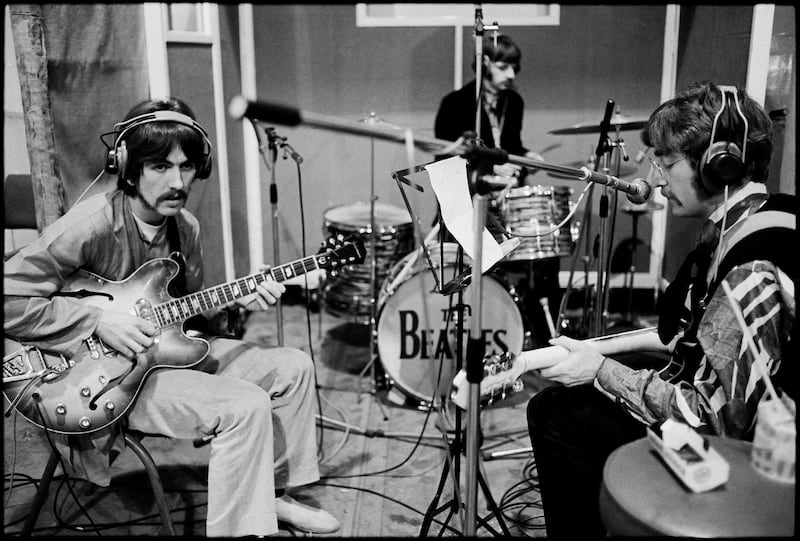 galleries/2013/03/27/the-beatles-never-been-seen-images-by-henry-grossman/henry-grossman-beatles-2_xgsnhs