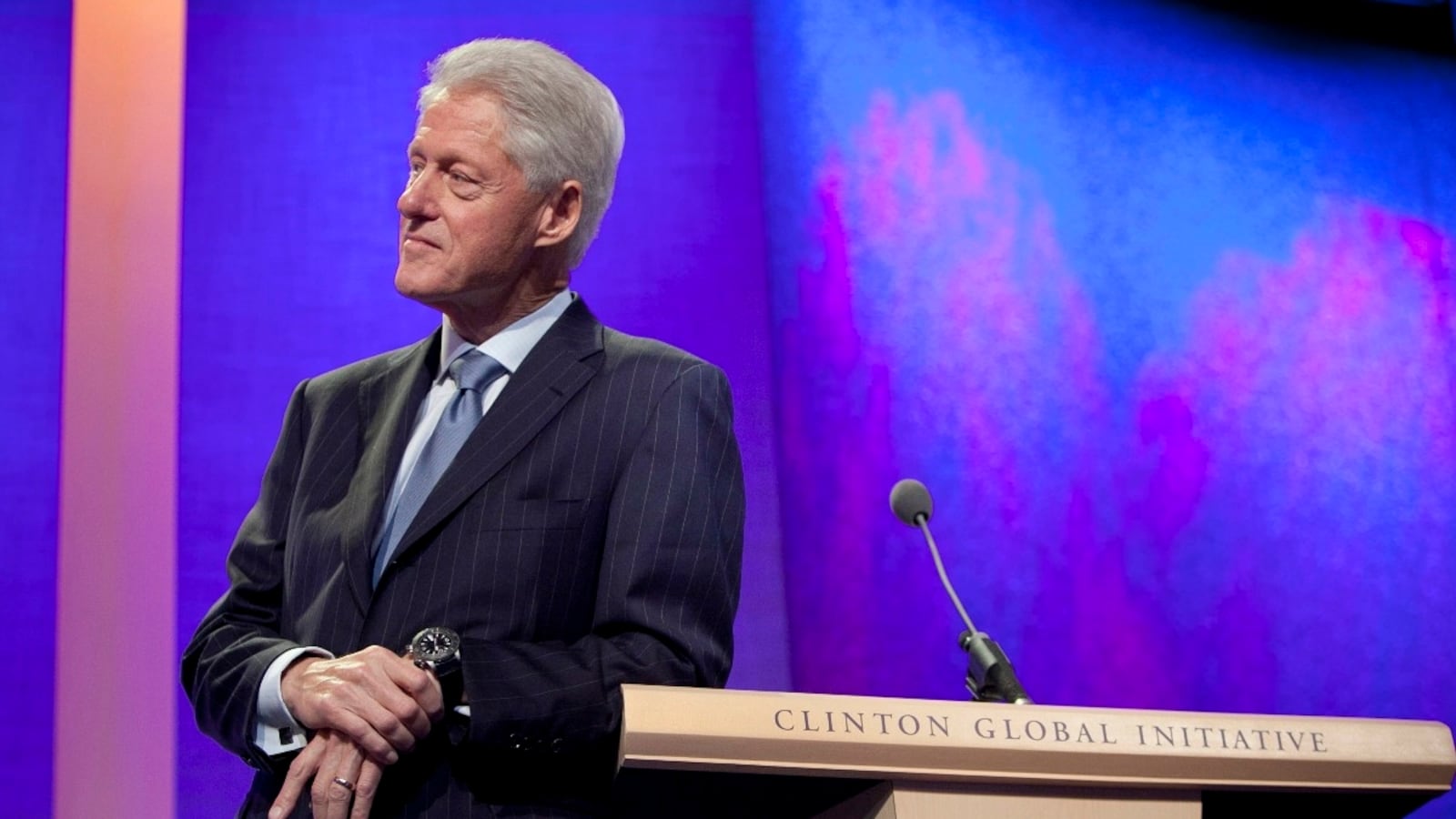 cheats/2012/09/25/clinton-i-invited-mitt-to-cgi/clinton-romney-cgi-cheat_pjzwyr